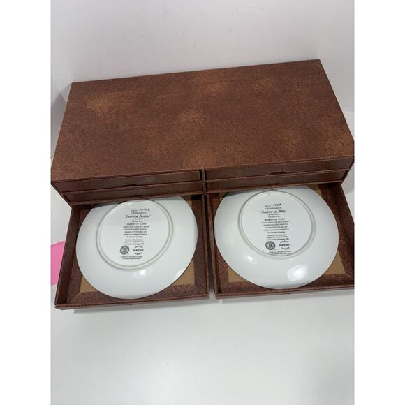 Bradex Seasons Cabinet Plates Cats Friends Etc Porcelain 7.75” Lot Of 7 & Case - Picture 6 of 13